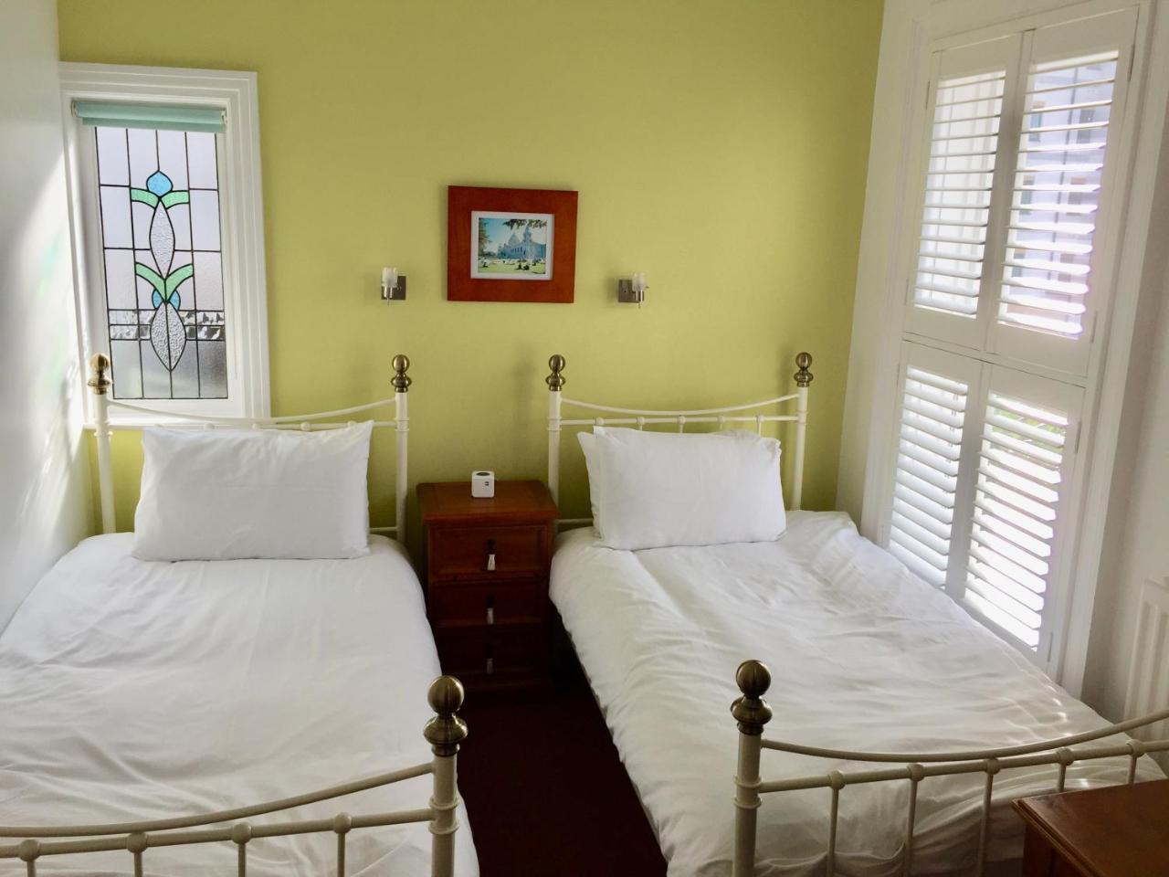 เดอร์ริน เกสท์เฮาส์ Bed & Breakfast ลาร์น ภายนอก รูปภาพ